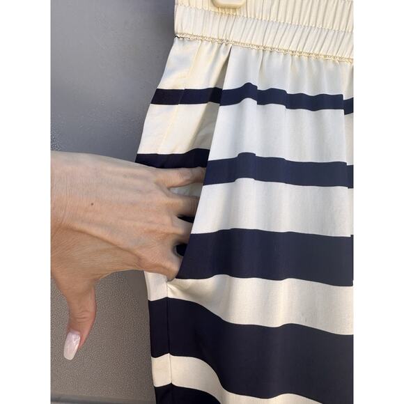 Cami NYC Wide Leg Pants White & Blue 100% Silk Shadow Stripe Sz M Nautical Prepp - Picture 11 of 16